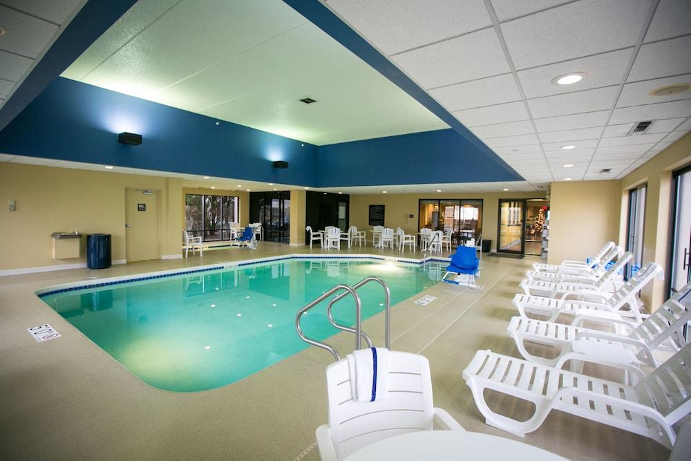 Spx Hotel Green Bay Bagian luar foto
