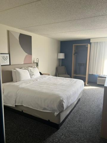 Spx Hotel Green Bay Bagian luar foto