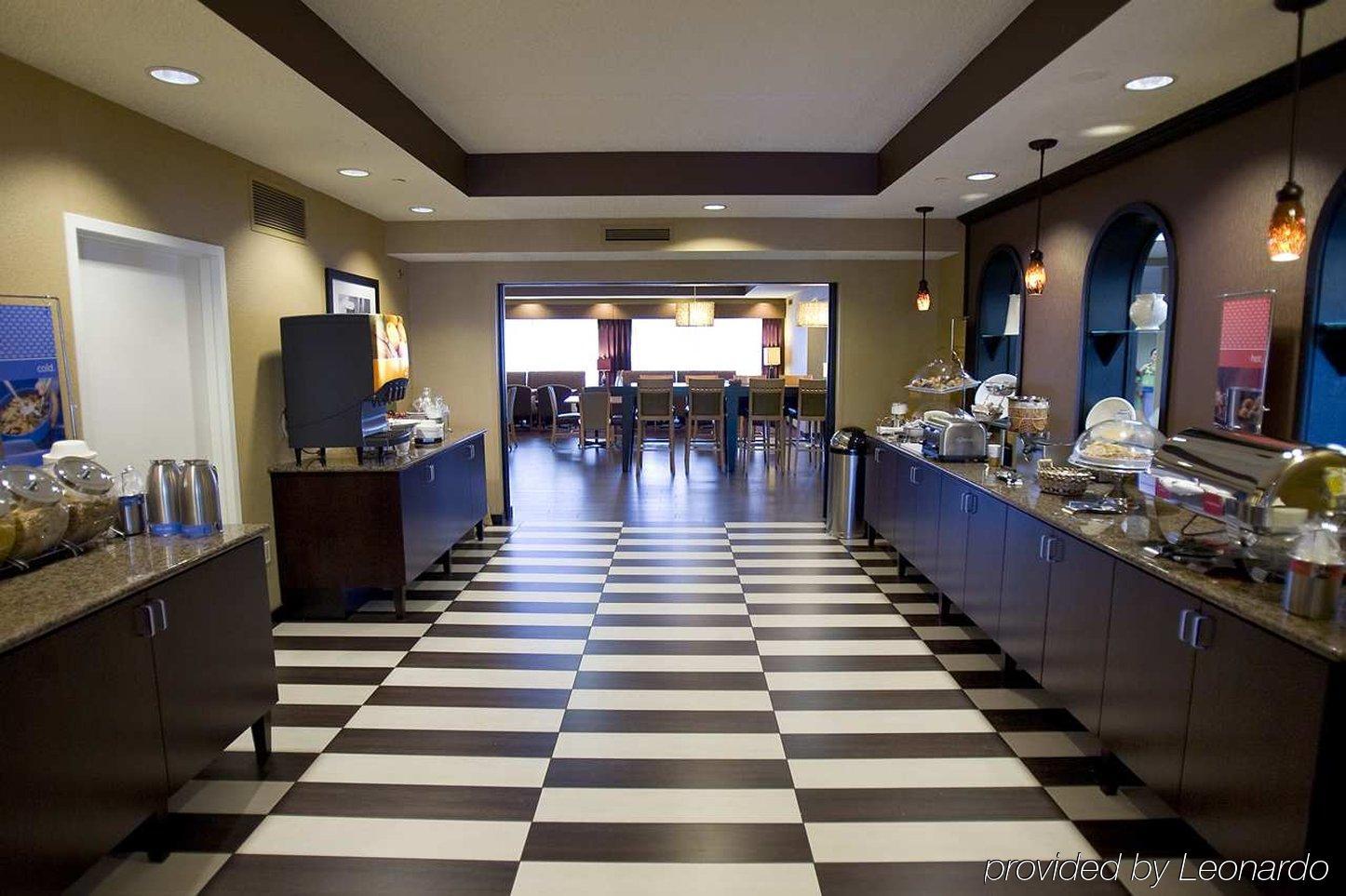 Spx Hotel Green Bay Bagian luar foto